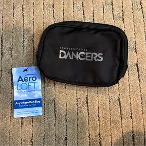 AeroLOFT Black Minnesota Timberwolves 'Dancers' Anywhere Belt Bag NWT